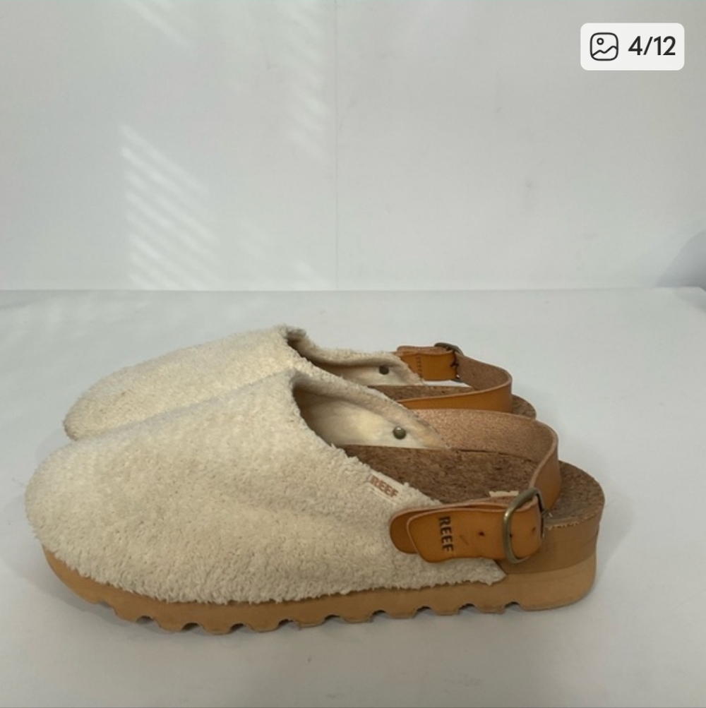 Reef Beach Bum Cream Tan Faux Fur Cork Upper Heel Strap Clogs 8 - Picture 4 of 12